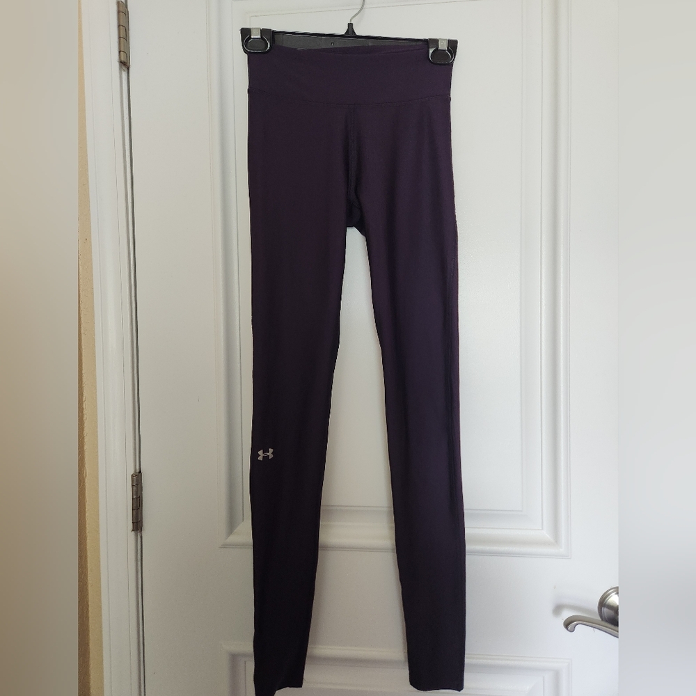 Under Armour XS Heat Gear Deep Purple Leggings
